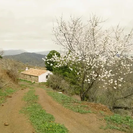Pinar El Almendra בית נופש *